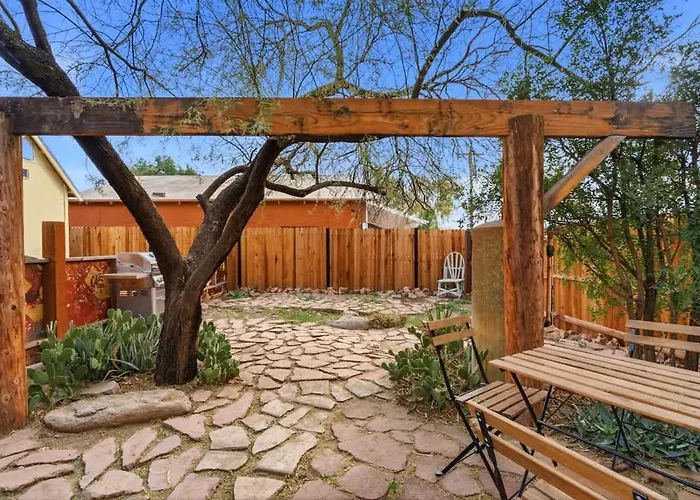 Walkable Barrio Charm Apartamento *