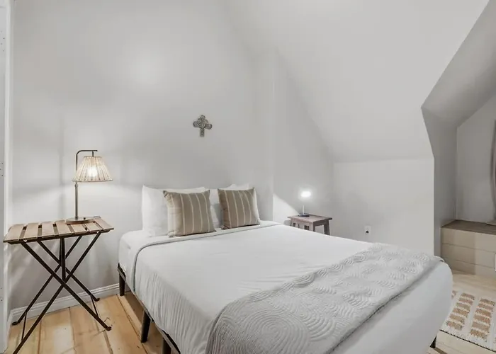 Apartamento Walkable Barrio Charm