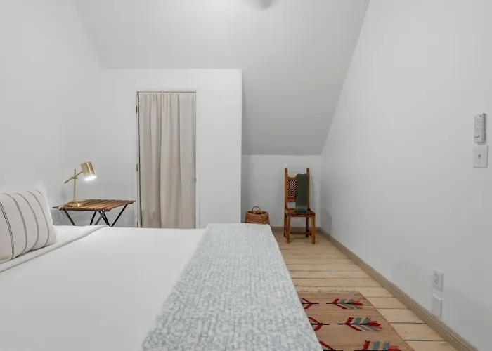 Apartamento Walkable Barrio Charm