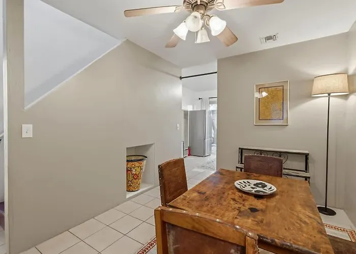 Walkable Barrio Charm Tucson